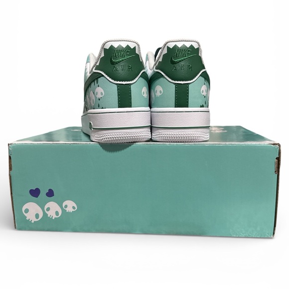 New Custom Nike Air Force 1 "Kuromi" 9W / 10,5 Men’s - Picture 5 of 8